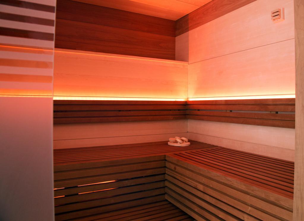 Thermalhotel Gass Bad Fussing Exterior photo